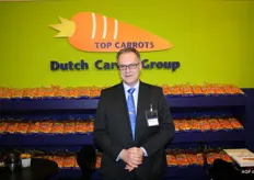 Hans Knook van de Dutch Carrot Group ziet tot zijn vreugde de wortelprijs elke keer weer een centje stijgen
